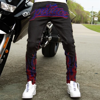 יוקרה של גברים שחורים למתוח רזה חור ג 'ינס מעצבים באיכות גבוהה אופנוע מכנסיים פאנק ג' ינס ריינסטון עיפרון מכנסיים Y2k